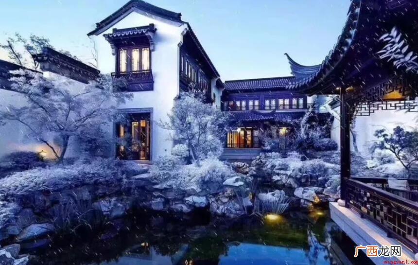 梅须逊雪三分白下一句是什么? 梅须逊雪三分白下一句是什么