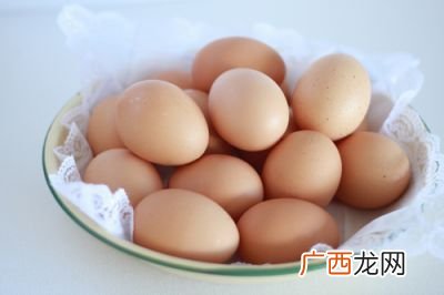 鸡蛋热量是多少,一只煎蛋热量是多少？