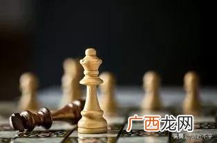 让小孩学围棋好还是学象棋好,围棋和象棋,学哪个好呢?