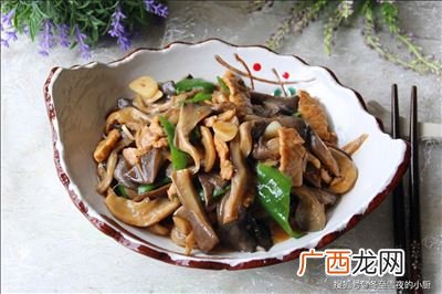 平菇怎么做好吃家常做法,蘑菇的家常做法大全简单又好吃?