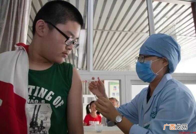 打完疫苗第二天发烧怎么办