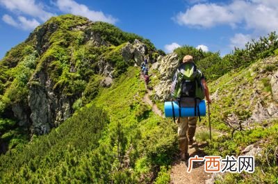 爬山的好处,爬山的好处的句子？