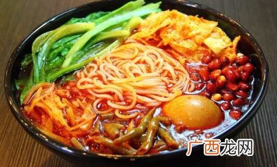 螺蛳粉做法步骤,螺蛳粉的做法和配方？