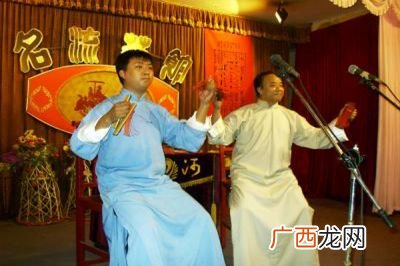 天津快板的拿法和打法,快板是什么意思？