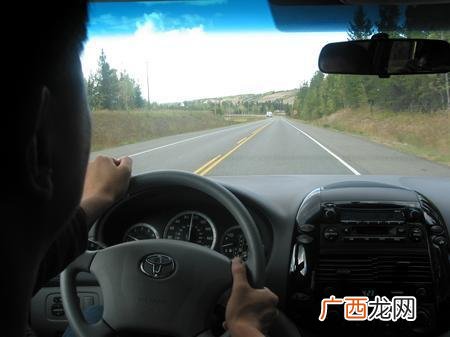 50公里开车要多久时间,高速50公里开车要多久?
