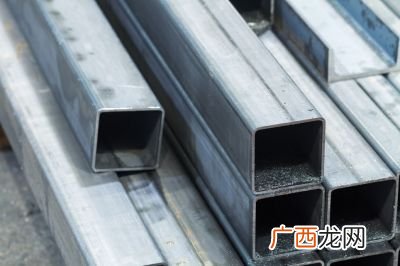 12槽钢每米重量,12槽钢每根多重？