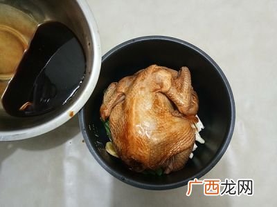 电饭锅焗鸡怎么做,老母鸡电饭煲做法？