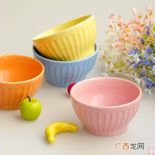 陶瓷碗可以放烤箱吗200度,陶瓷盘子能放进烤箱么?