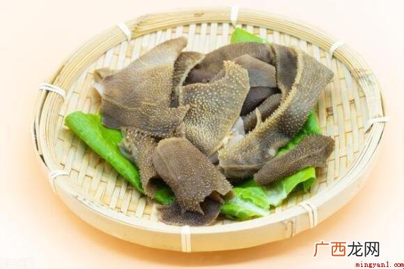 黑毛肚和白毛肚有什么区别