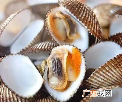 海鲜种类海鲜的种类,海鲜市场常见鱼的种类有哪些？