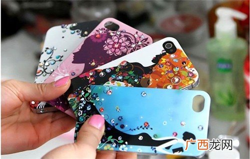 手机壳DIY制作怎么做,如何制作自己喜欢的手机壳？