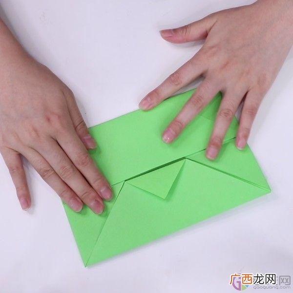怎么折纸垃圾桶,怎么折垃圾桶正方形？