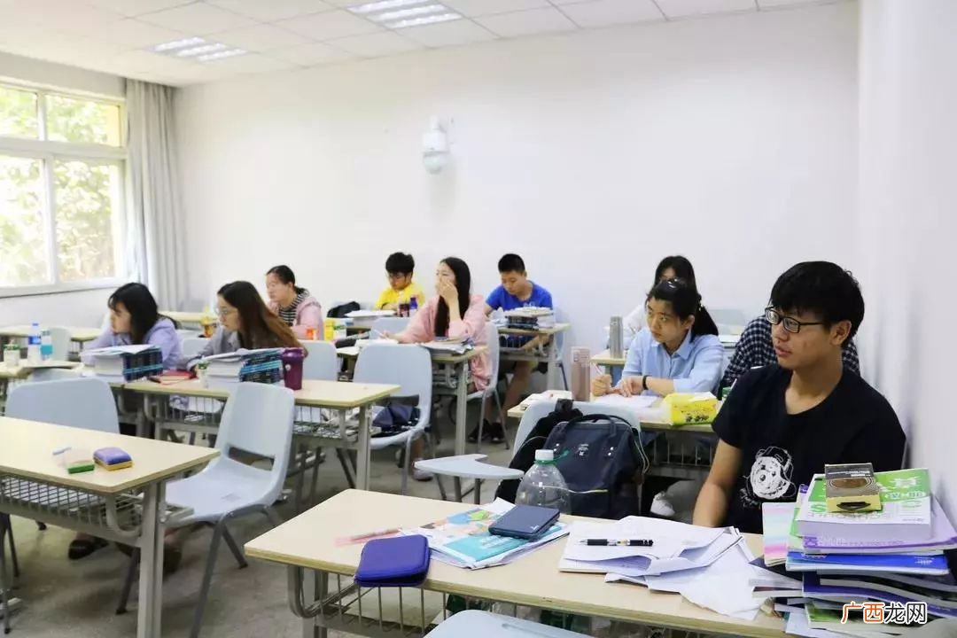 封闭式英语培训学校有那些,成人零起点学英语哪里有全封闭寄宿浸泡式培训？