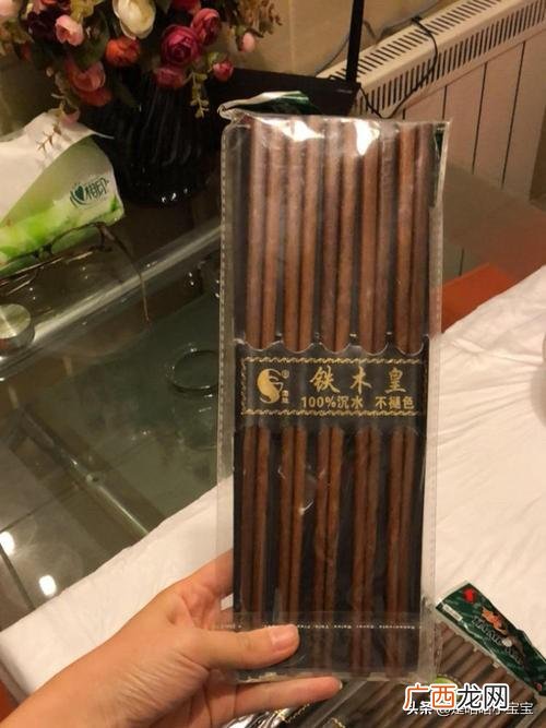 红色筷子可以家用吗,红铁木筷子褪色正常吗？