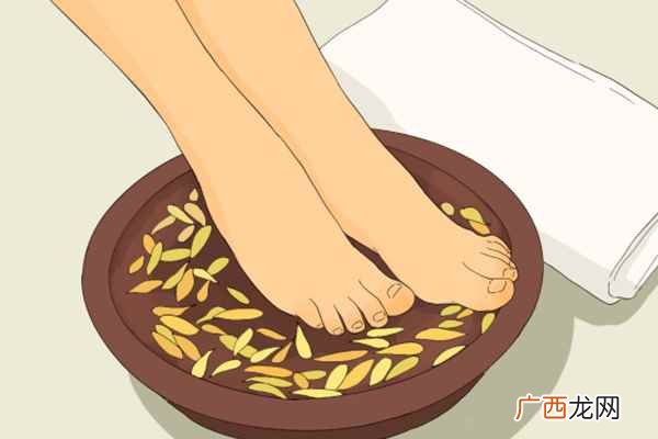 用什么泡脚可以去除体内湿气