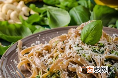梅菜笋丝怎么做啊,梅菜笋丝怎么腌制？