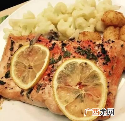 柠檬做什么菜好吃,柠檬怎么做才好吃？