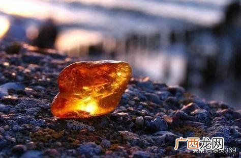 琥珀的形成过程,琥珀怎样形成的？