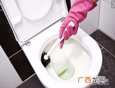 马桶里尿碱太厚怎么除,马桶尿碱厚怎么清理？