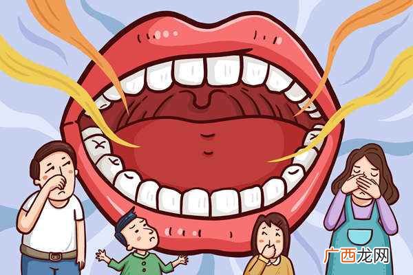 嘴角起泡怎么回事 嘴角起泡是怎么回事