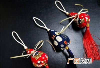 做香囊的步骤,佩囊怎么做？
