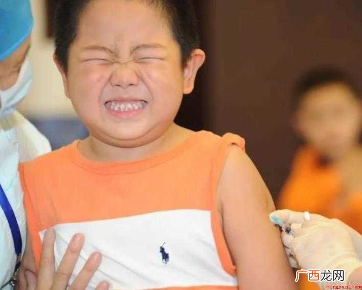 婴儿打疫苗的地方红肿是怎么回事