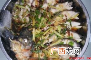 葱姜蒜豉油来清蒸鲈鱼最能保存鱼的美味 豉油蒸鱼怎么做
