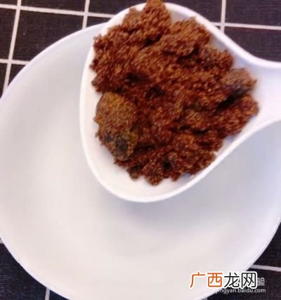 红糖糯米糍粑做法,一根红糖糍粑多少g？