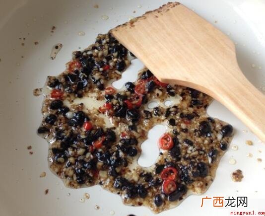豉汁蒸排骨怎么做 简单易学 豉汁蒸排骨怎么做
