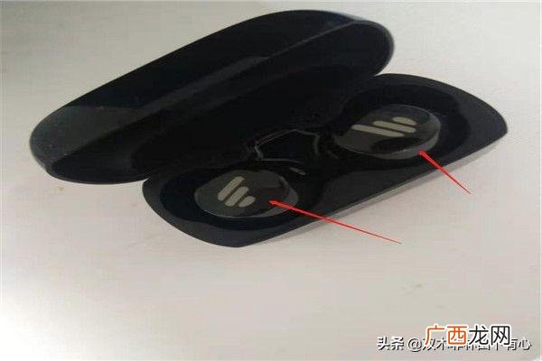 双耳无线蓝牙耳机用法,双耳蓝牙耳机怎么配对？