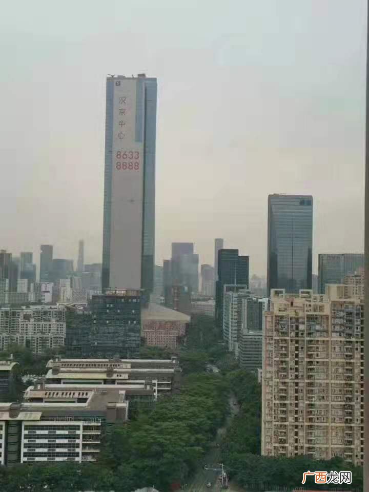 南山属于深圳市中心吗,南山区在深圳市属于市中心吗？