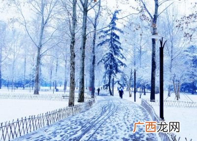 描写雪景的唯美句子,雪景句子唯美简短？