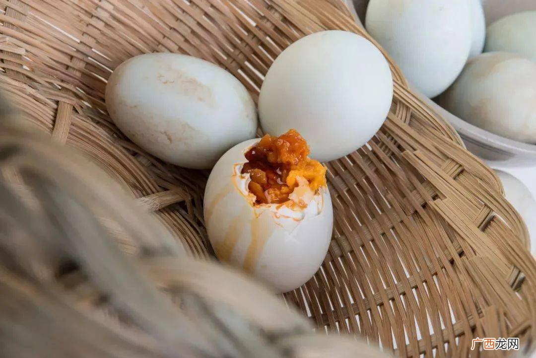 鸭蛋是什么,什么样的鸭蛋是咸鸭蛋？