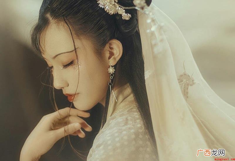 倾国倾城是指哪个女子? 倾国倾城是指哪个女子