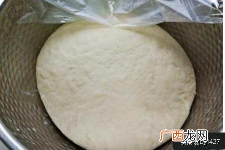 干白菜有营养吗,干菜肉包子的做法？
