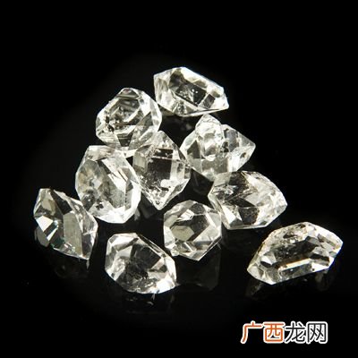 金刚石是不是钻石,天然金刚石刀片就是钻石吗?