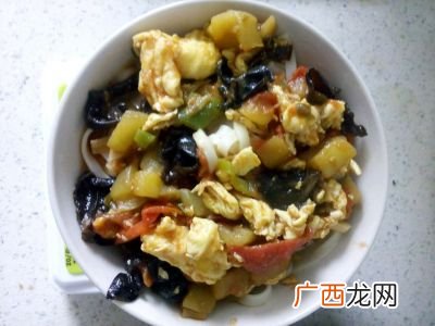鸡蛋和茄子能一起吃吗,茄子鸡蛋糕的做法？