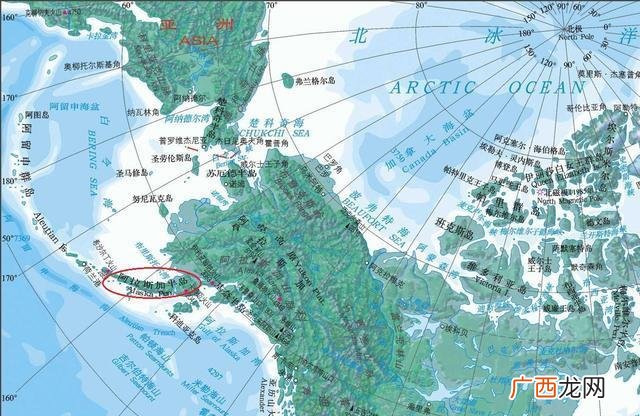 阿拉斯加半岛的地理位置在那里,阿拉斯加是岛屿吗？
