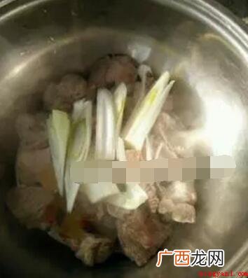 炖肉需要放什么调料 炖出来的肉 炖肉需要放什么调料
