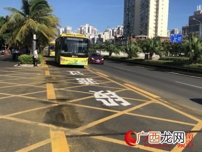 公交车司机要什么驾照,开公交车除a3驾照还要什么证?