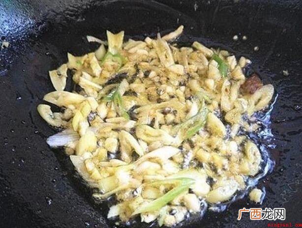 杭椒炒肉简单易做,好吃下饭,自己在家做饭,卫生又划算 杭椒炒肉怎么做