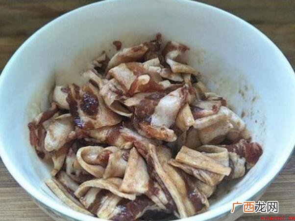 杭椒炒肉简单易做,好吃下饭,自己在家做饭,卫生又划算 杭椒炒肉怎么做