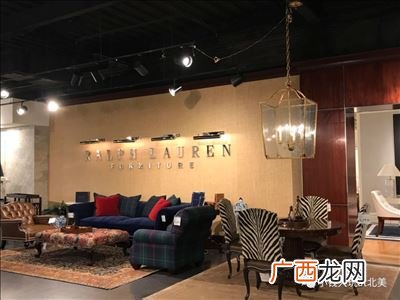 showroom是什么品牌,wh鞋子是什么牌子？