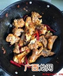 黄焖羊肉怎么做 20分钟黄焖也好了 黄焖羊肉怎么做