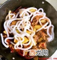 黄焖羊肉怎么做 20分钟黄焖也好了 黄焖羊肉怎么做
