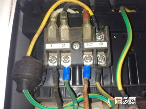 空调外机接线柱怎么接,空调外机的接线顺序是什么？