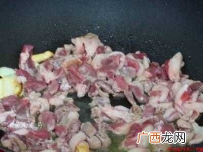 春天新鲜薄荷叶怎么吃