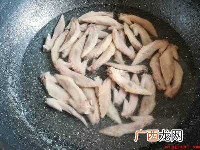 怎么吃鸡翅尖