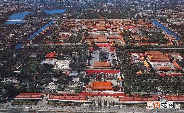 故宫是谁修建的,紫禁城是什么时候建立的多长时间建成的？