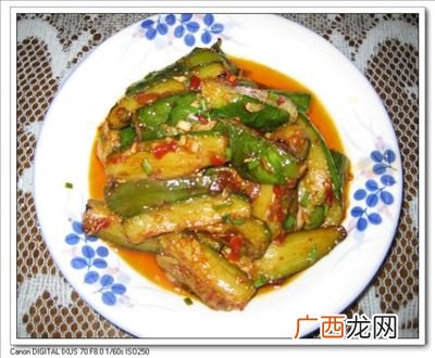 豆瓣酱烧茄子是怎么做的,酱炒茄子是怎么做的？